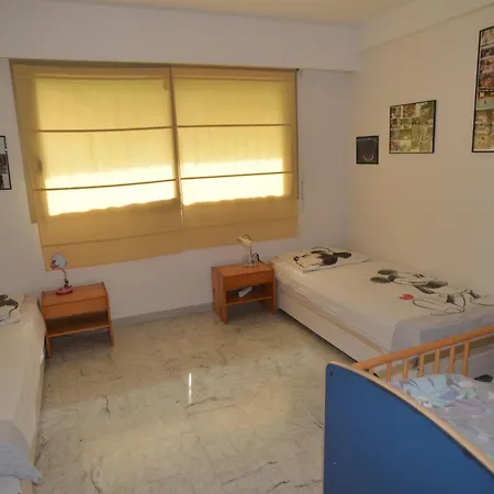 Appartement Spacieux 3 Pièces Avec Grande Terrasse Au Calme à - Fr-1-196-386 Menton