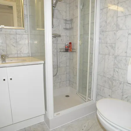 Appartement Spacieux 3 Pièces Avec Grande Terrasse Au Calme à - Fr-1-196-386 Menton